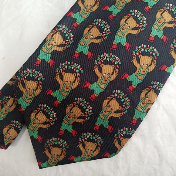 Paolo Gucci | Accessories | Paolo Gucci 0 Silk Designer Tie Bear Print ...